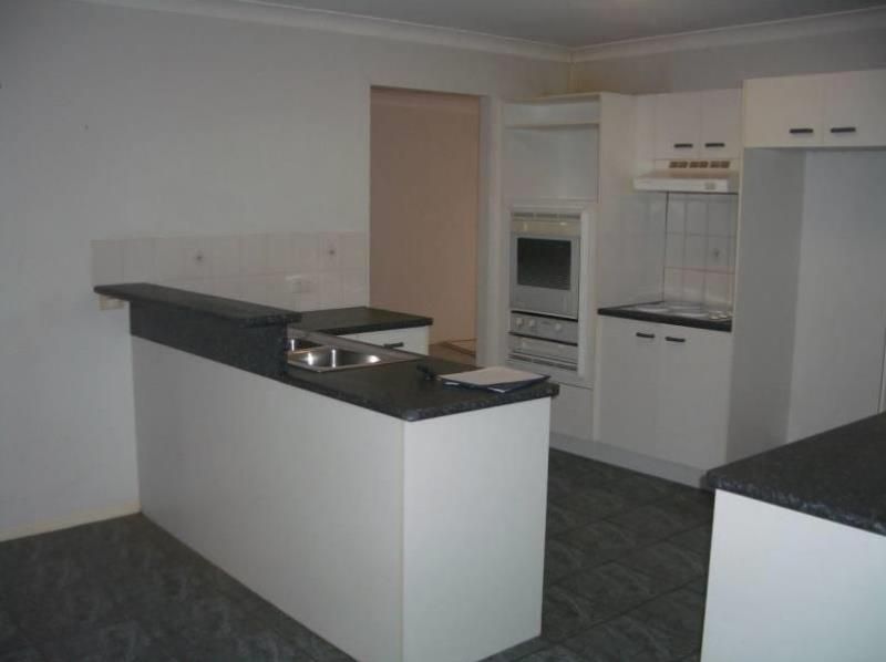 28 Belrose Street, Petrie, QLD 4502