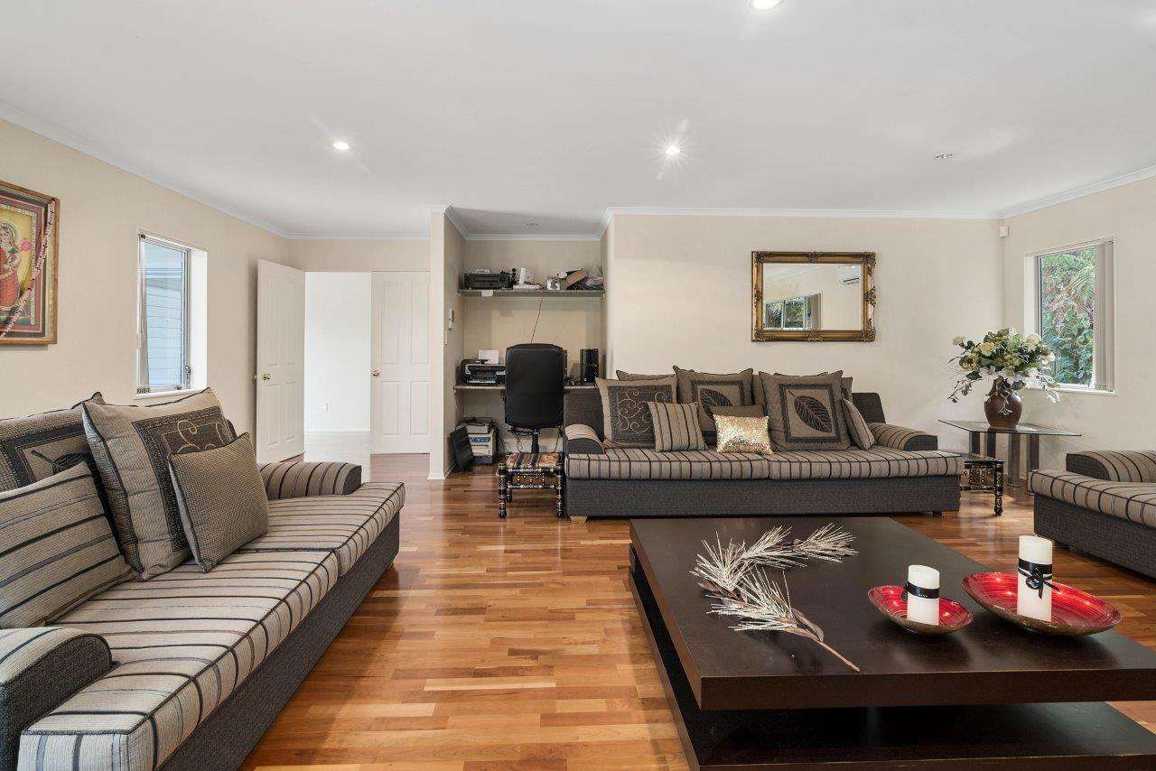 16 Capricorn Place photo 2