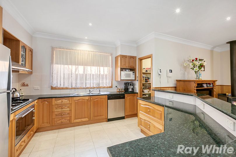 5 Bellows Street, South Morang, VIC 3752