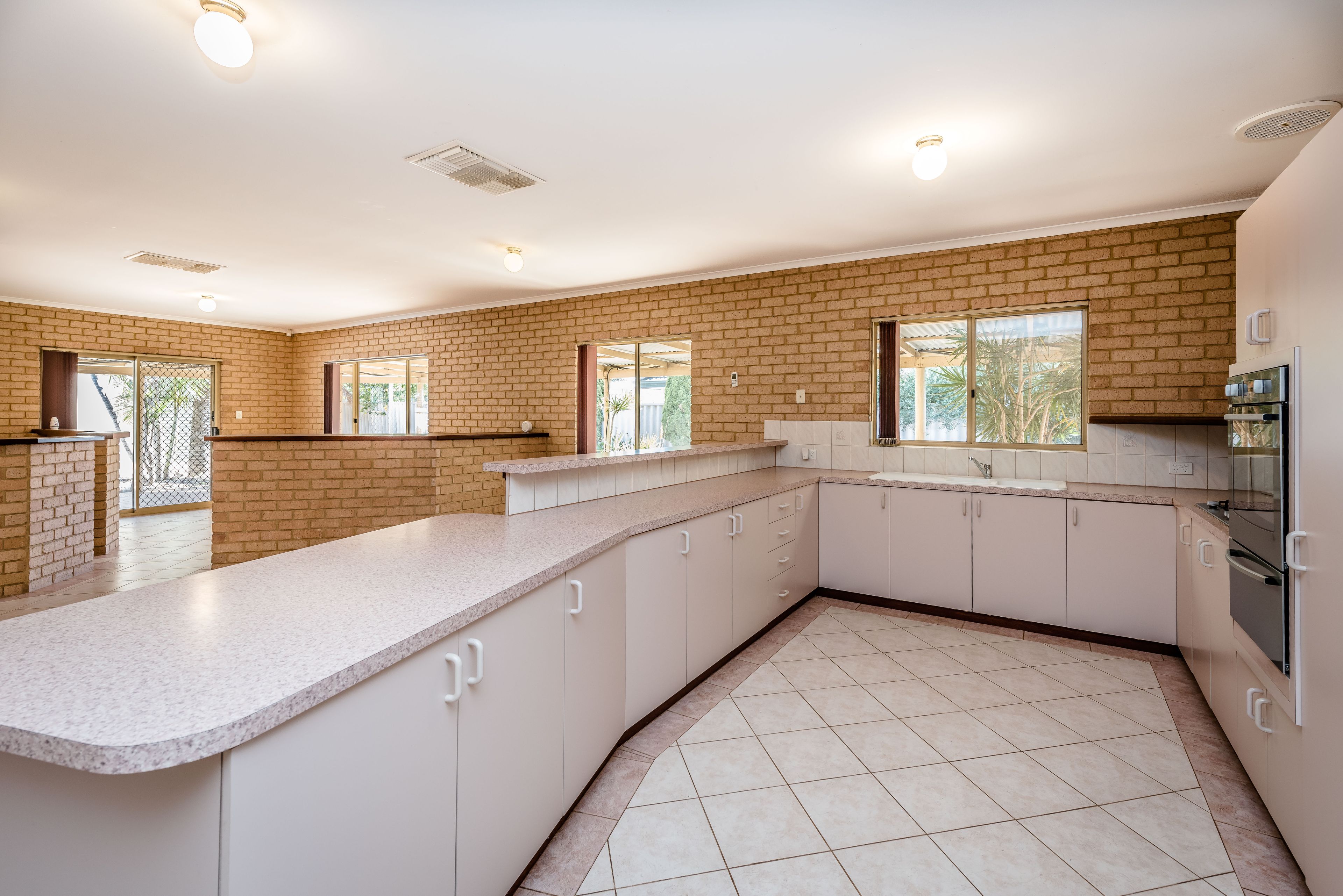 10 Nautilus Crescent, Sunset Beach, WA 6530