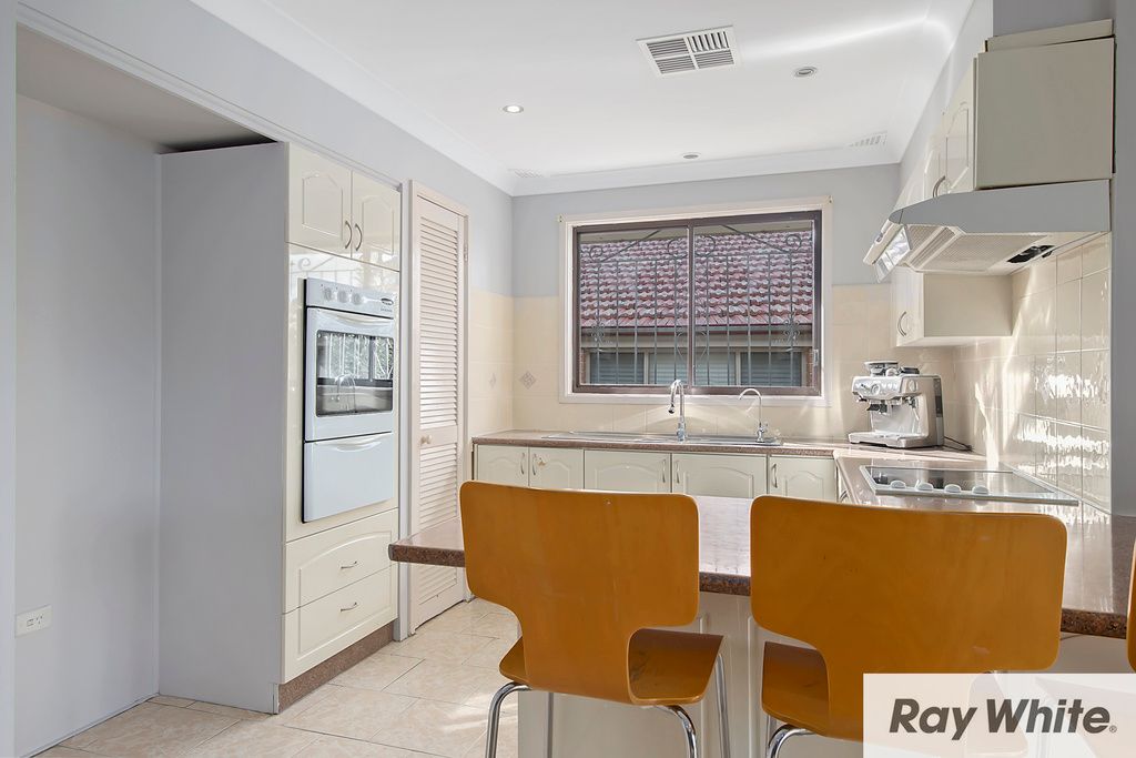 12 Gove Avenue, Green Valley, NSW 2168