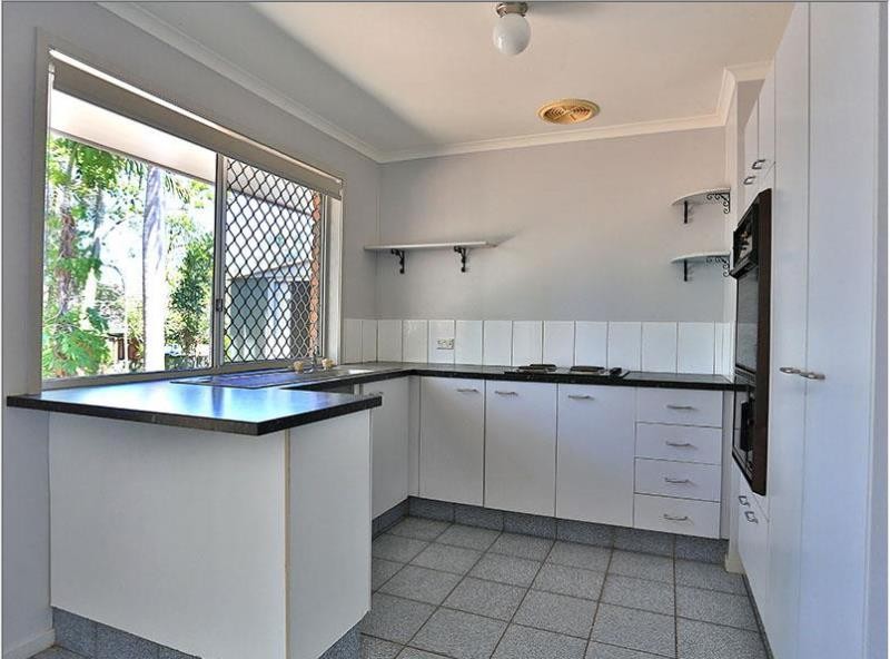 18 Rue Montaigne, Petrie, QLD 4502