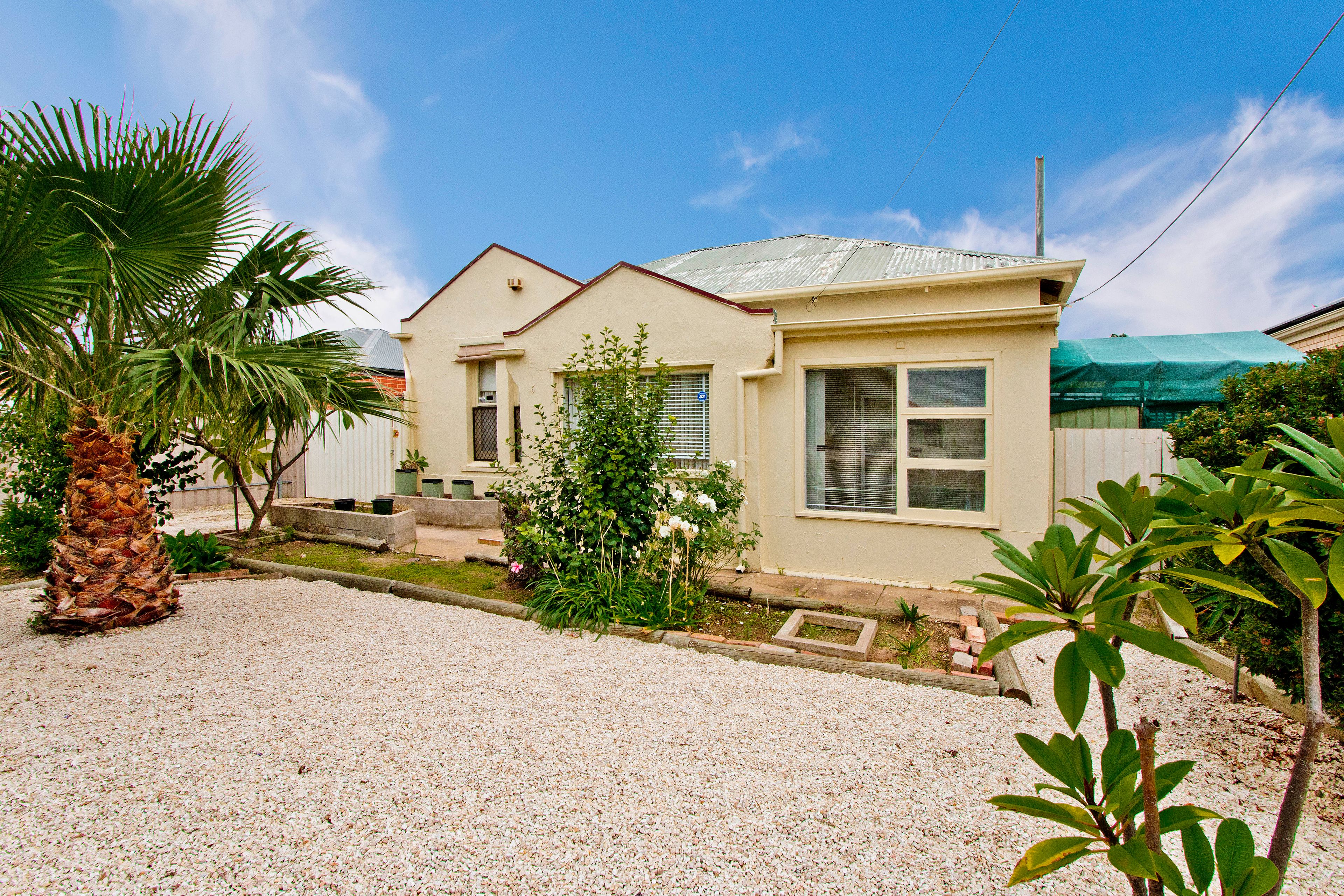 6 Lister Crescent, Woodville South SA 5011