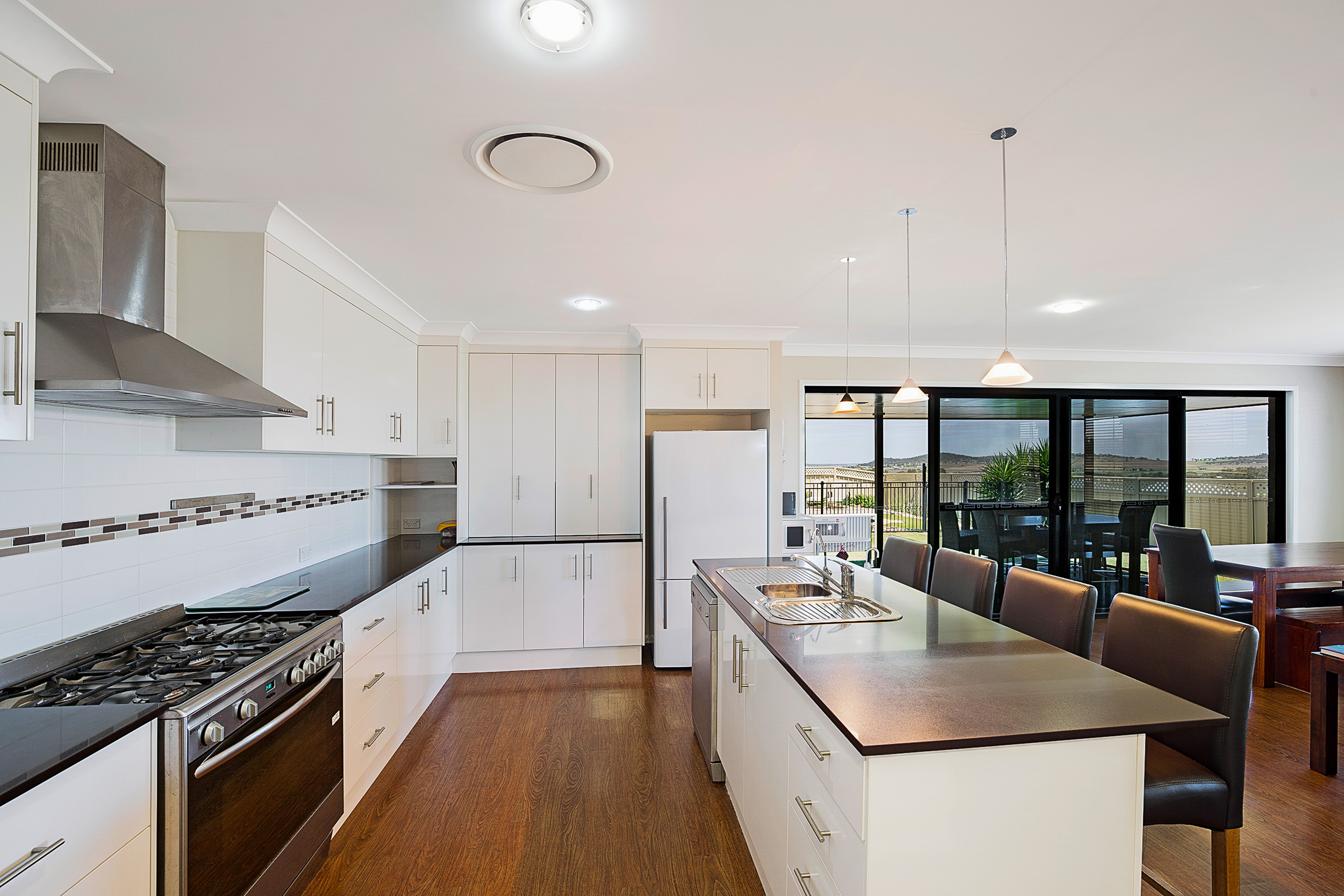 7 Carla Crescent, Westbrook QLD 4350