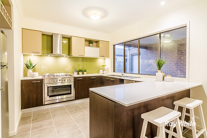 7 Pebble Avenue, Lyndhurst, VIC 3975