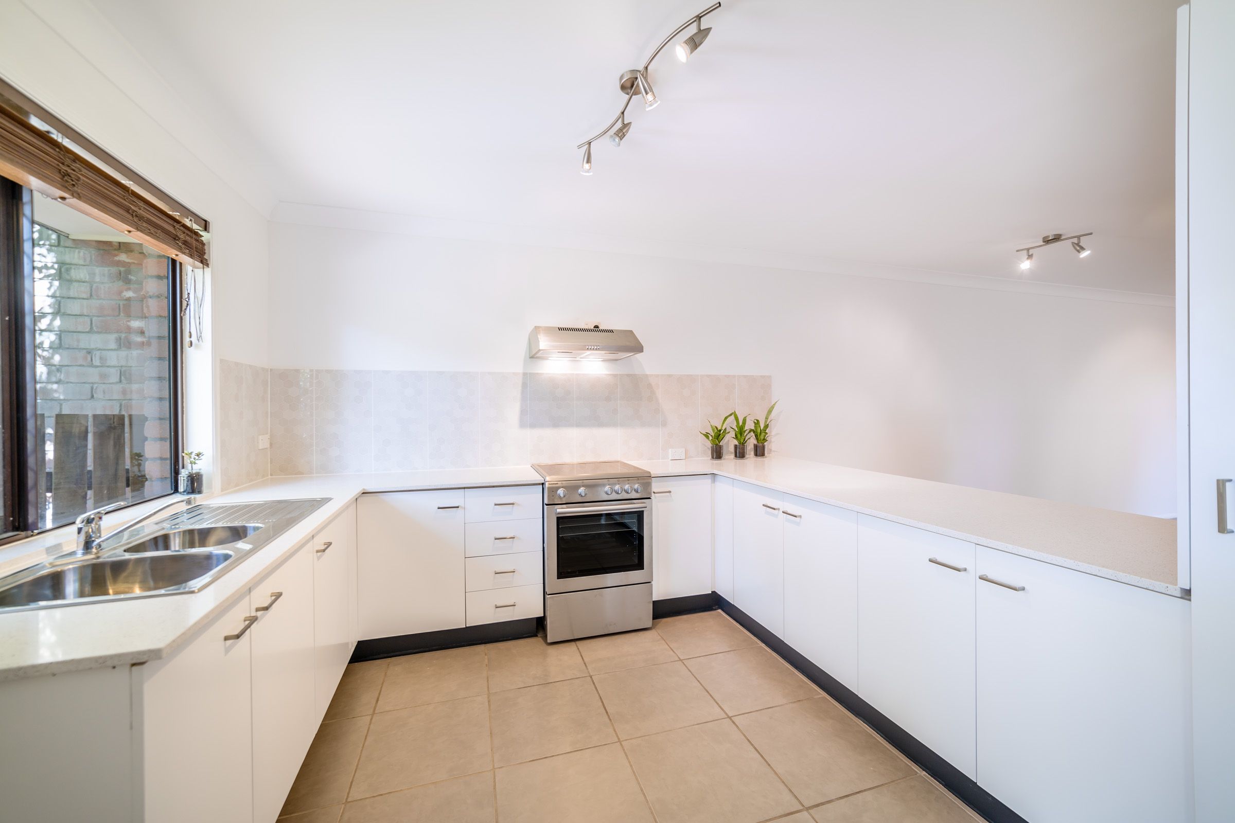 14/145 Government Road, Labrador, QLD 4215