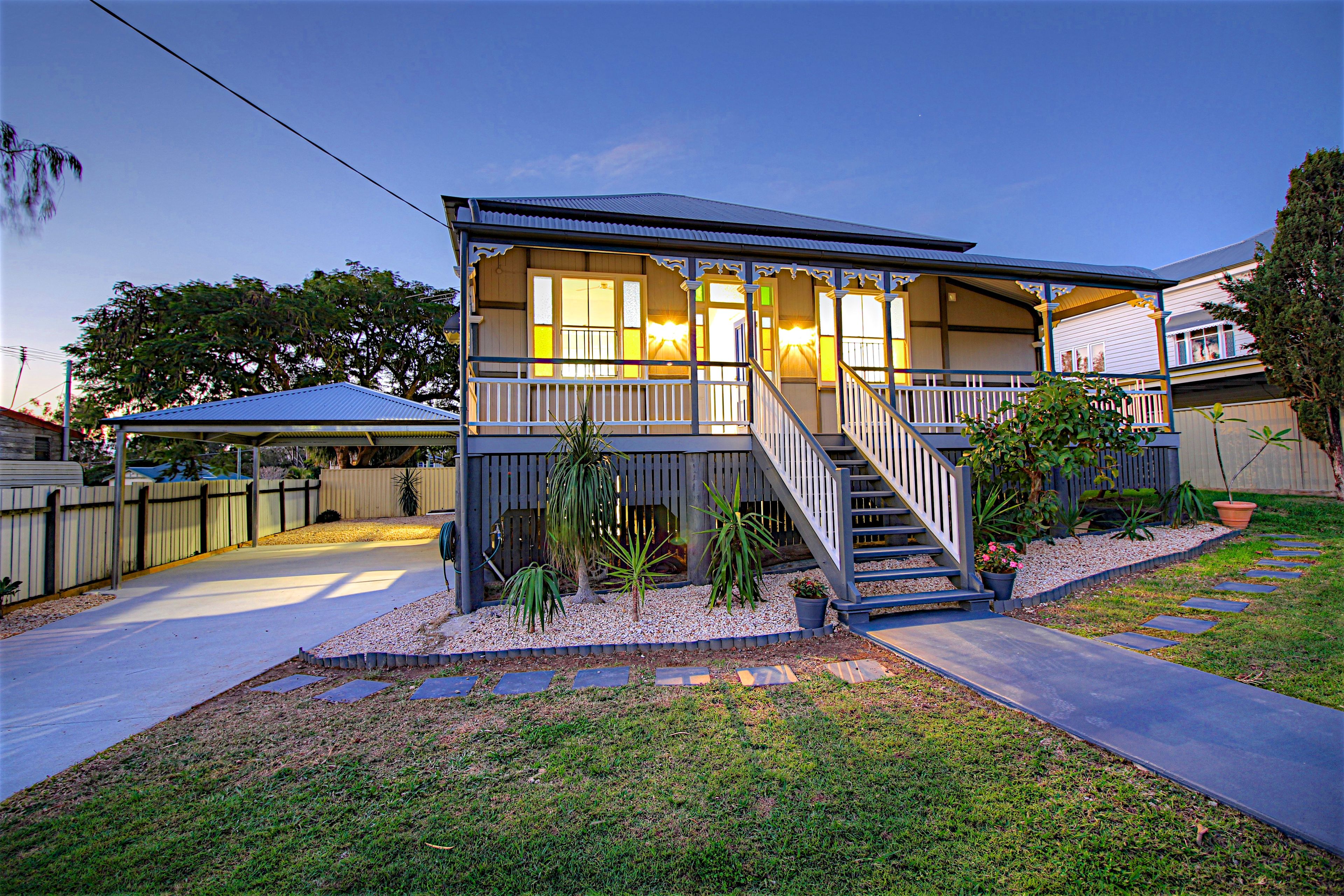 52 Queen Street, Blackstone QLD 4304