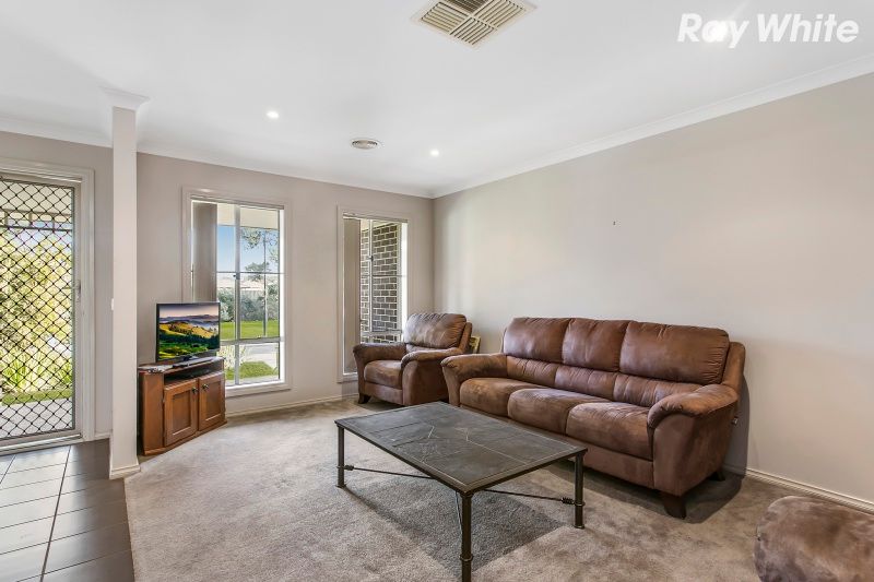20 Chestnut Chase, Pakenham, VIC 3810