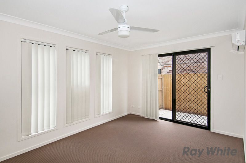 Room 4, 78 South Quarter Drive, Loganlea, QLD 4131