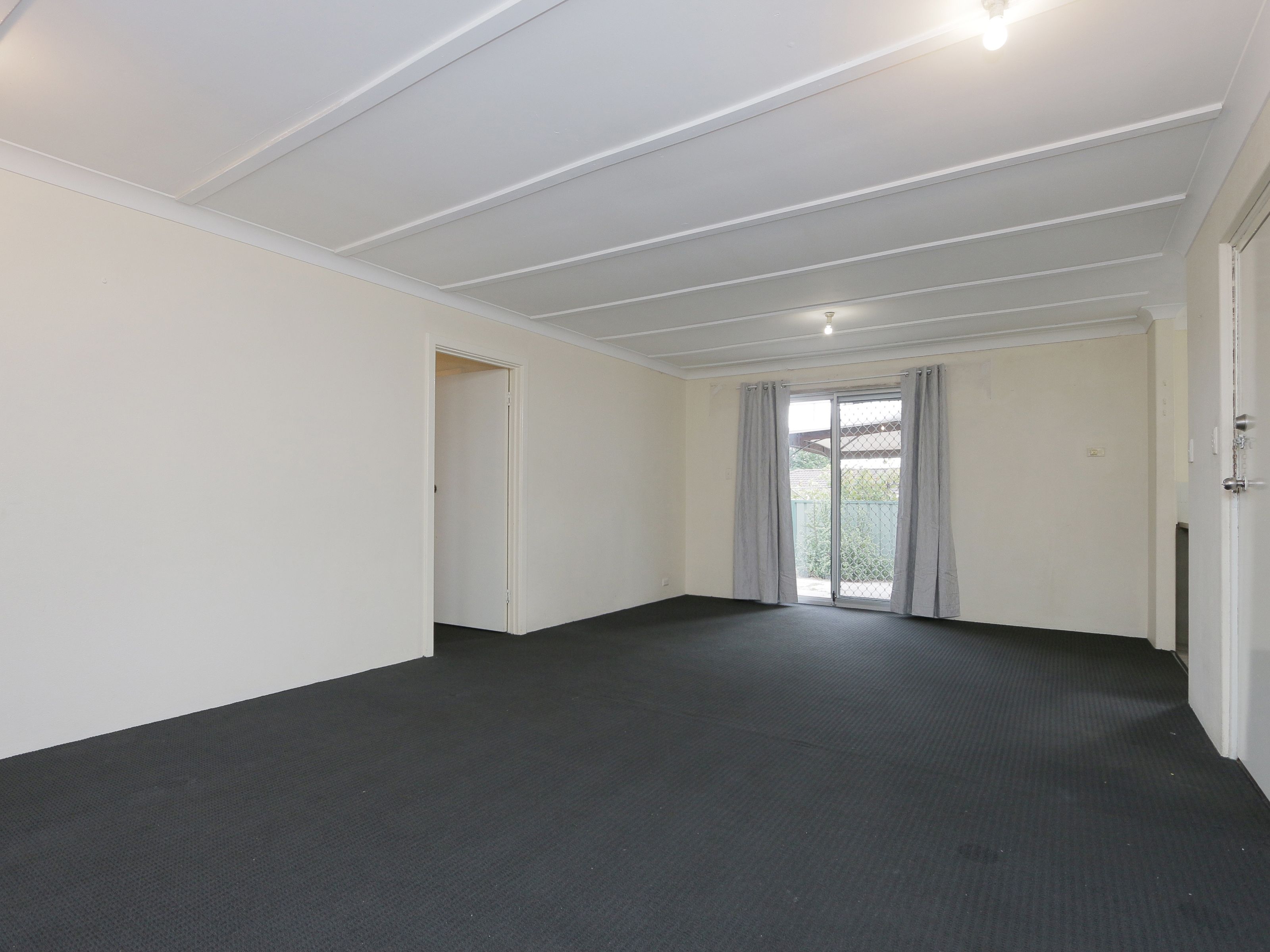 5b Luyer Avenue, East Cannington, WA 6107