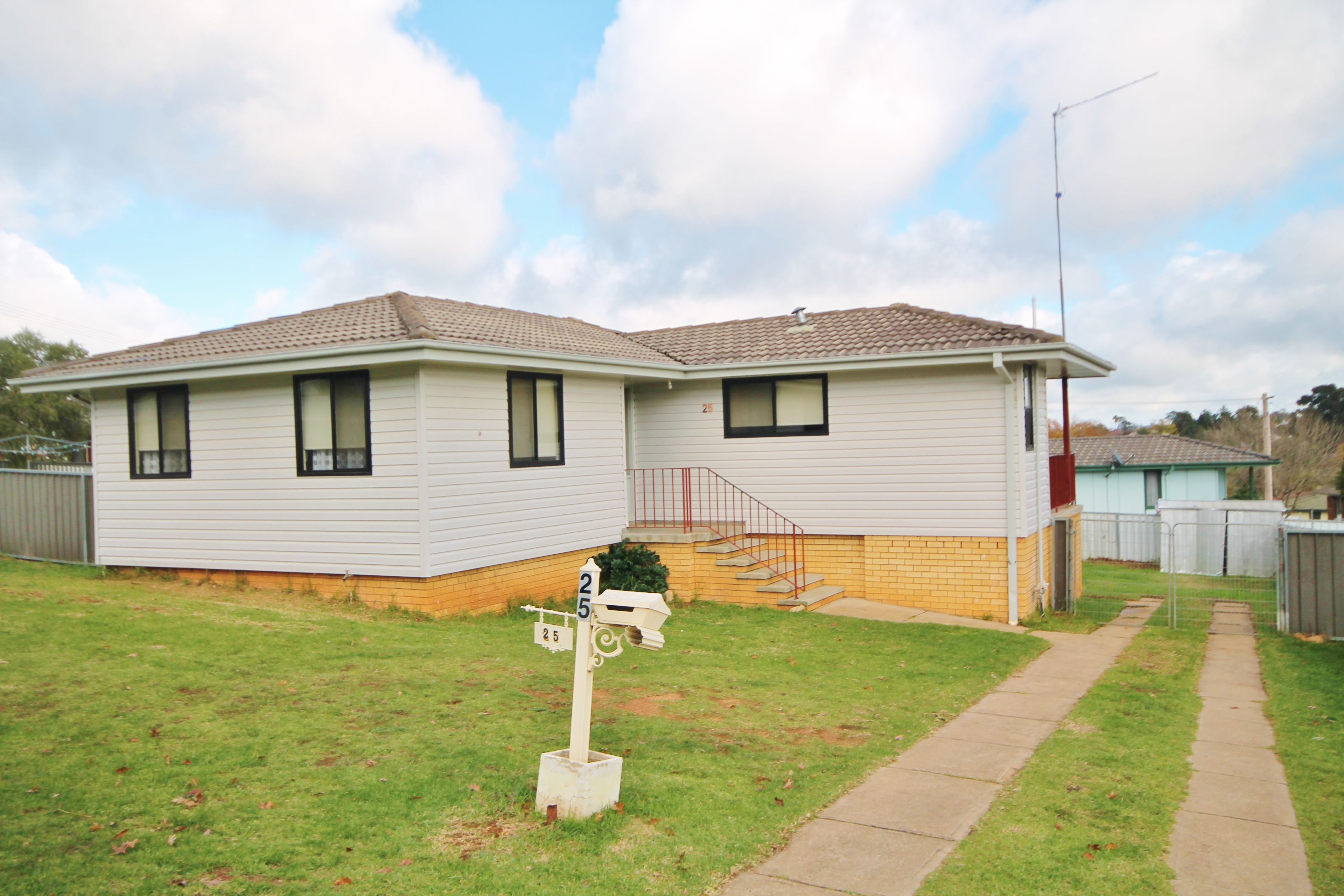 25 Taylor Road