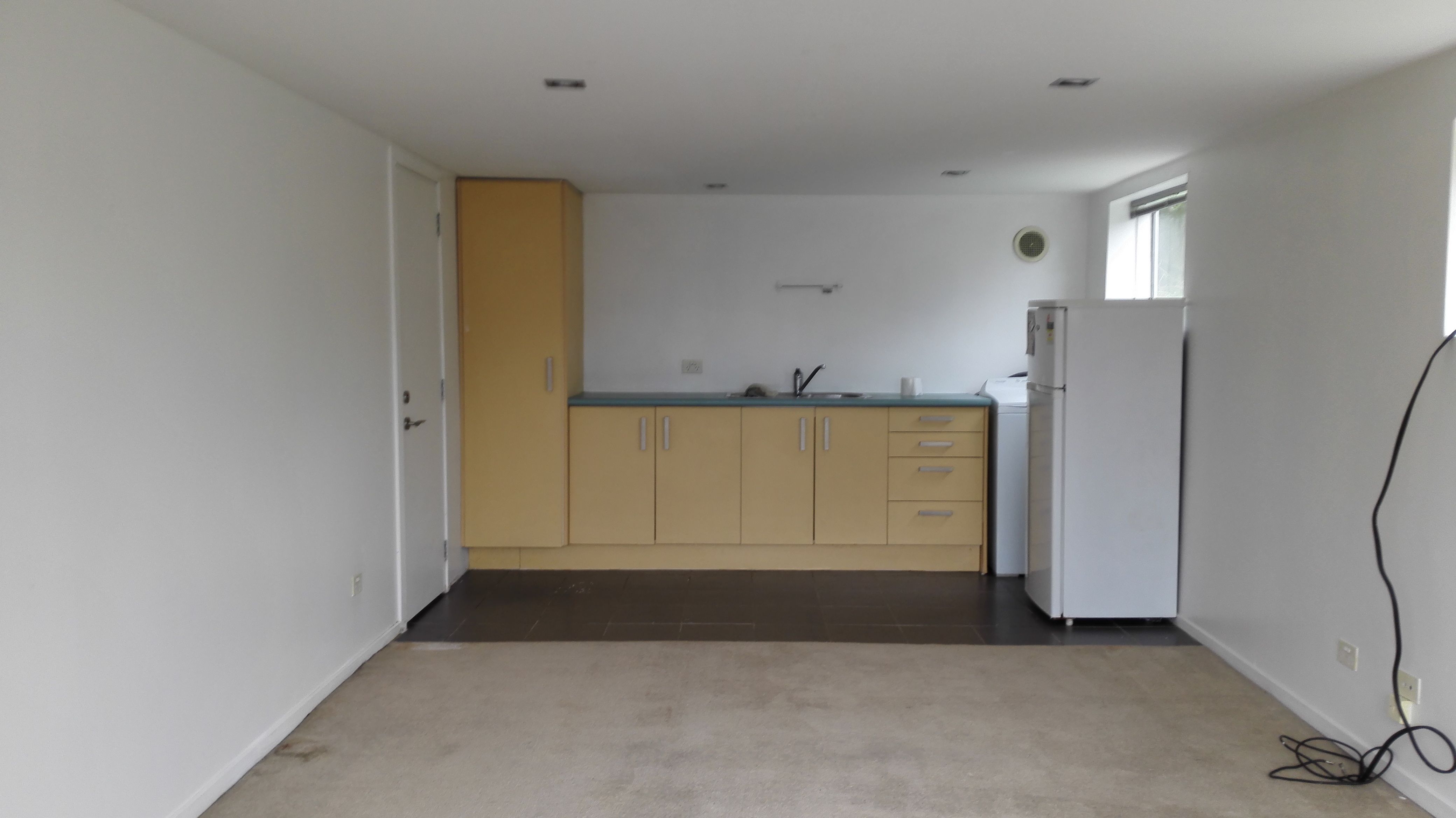 1/87 Bond Crescent, Forrest Hill, North Shore City