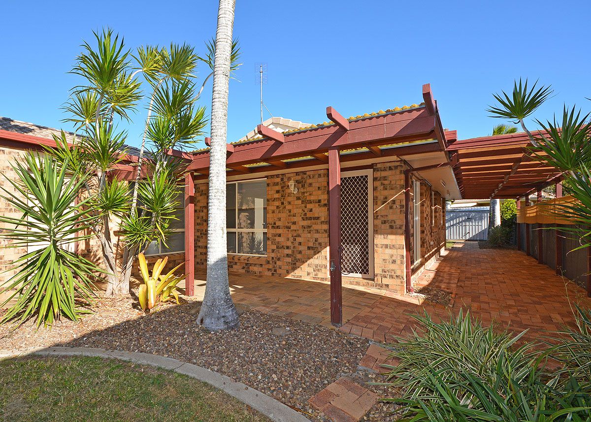 111 Bideford Street, Torquay, QLD 4655