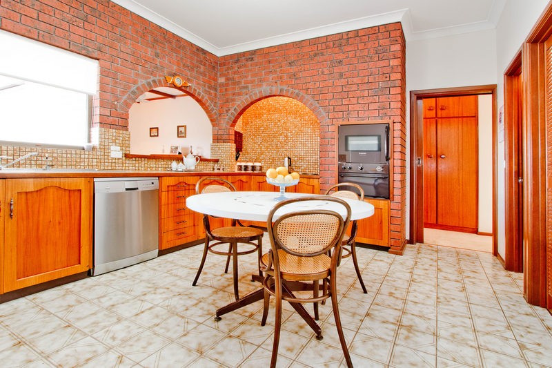 2 Fergusson Avenue, Kidman Park, SA 5025