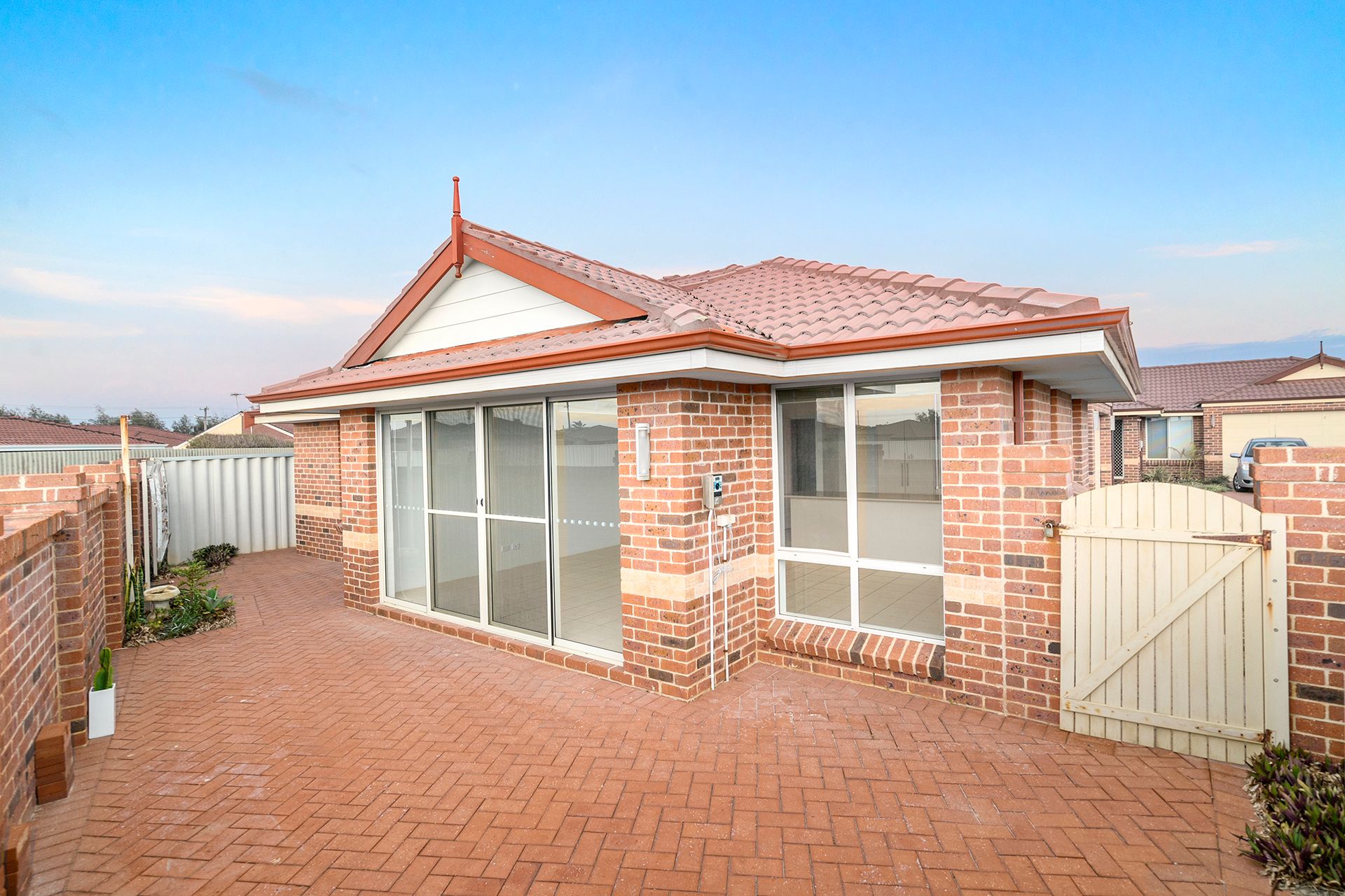 2D Nemesis Place, Mahomets Flats, WA 6530
