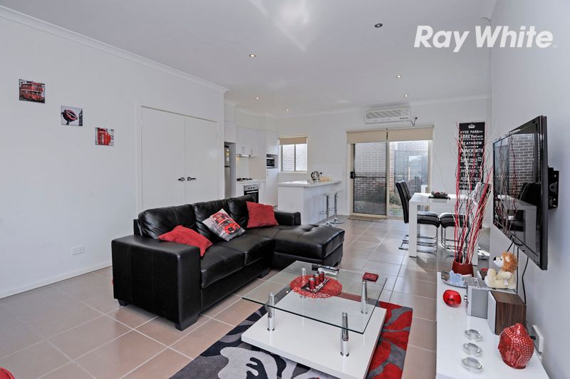 25 Yumbarra Parade, Wollert, VIC 3750