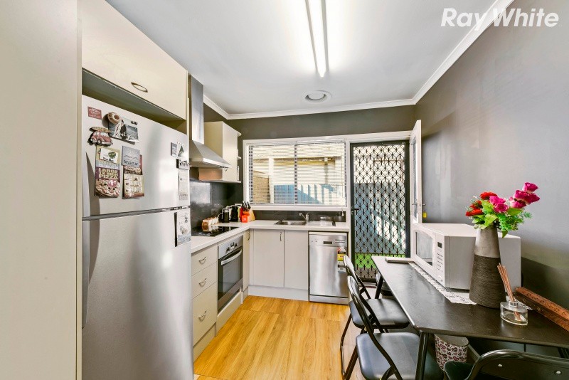 2/10 Laurel Avenue, Boronia, VIC 3155
