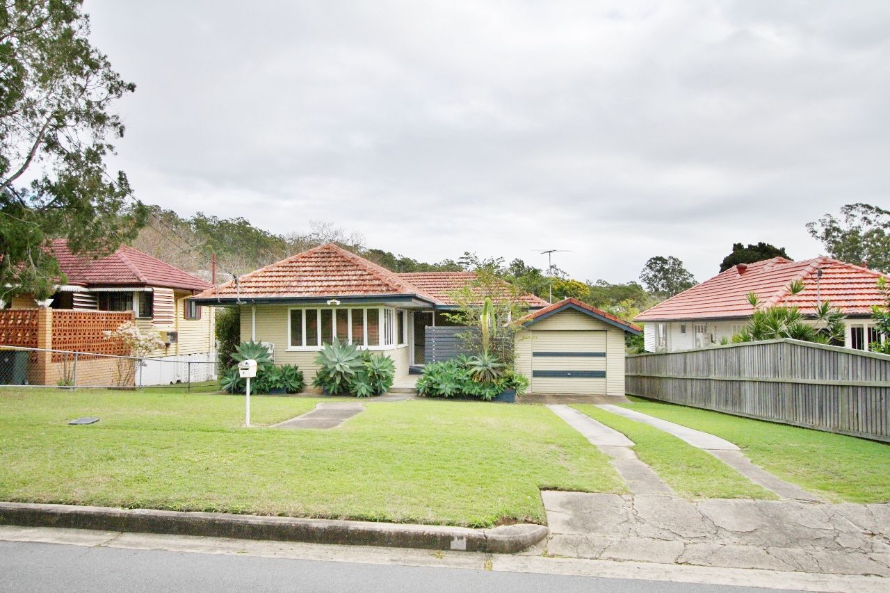 19 Arunta Street, Tarragindi, QLD 4121