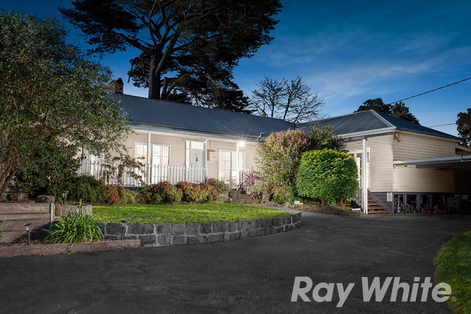 9 Vivienne Avenue, Boronia, VIC 3155