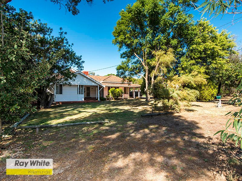 8 Jaraba Avenue, Gooseberry Hill, WA 6076