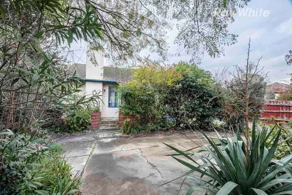 39 McEwan Road, Heidelberg Heights, VIC 3081