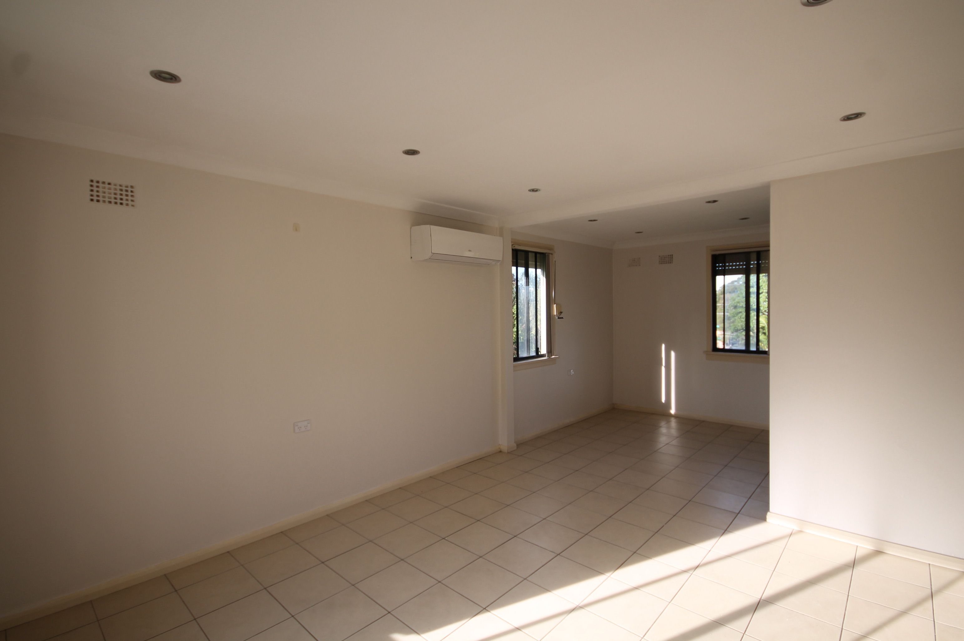 6 Collinsville Place, Hinchinbrook, NSW 2168