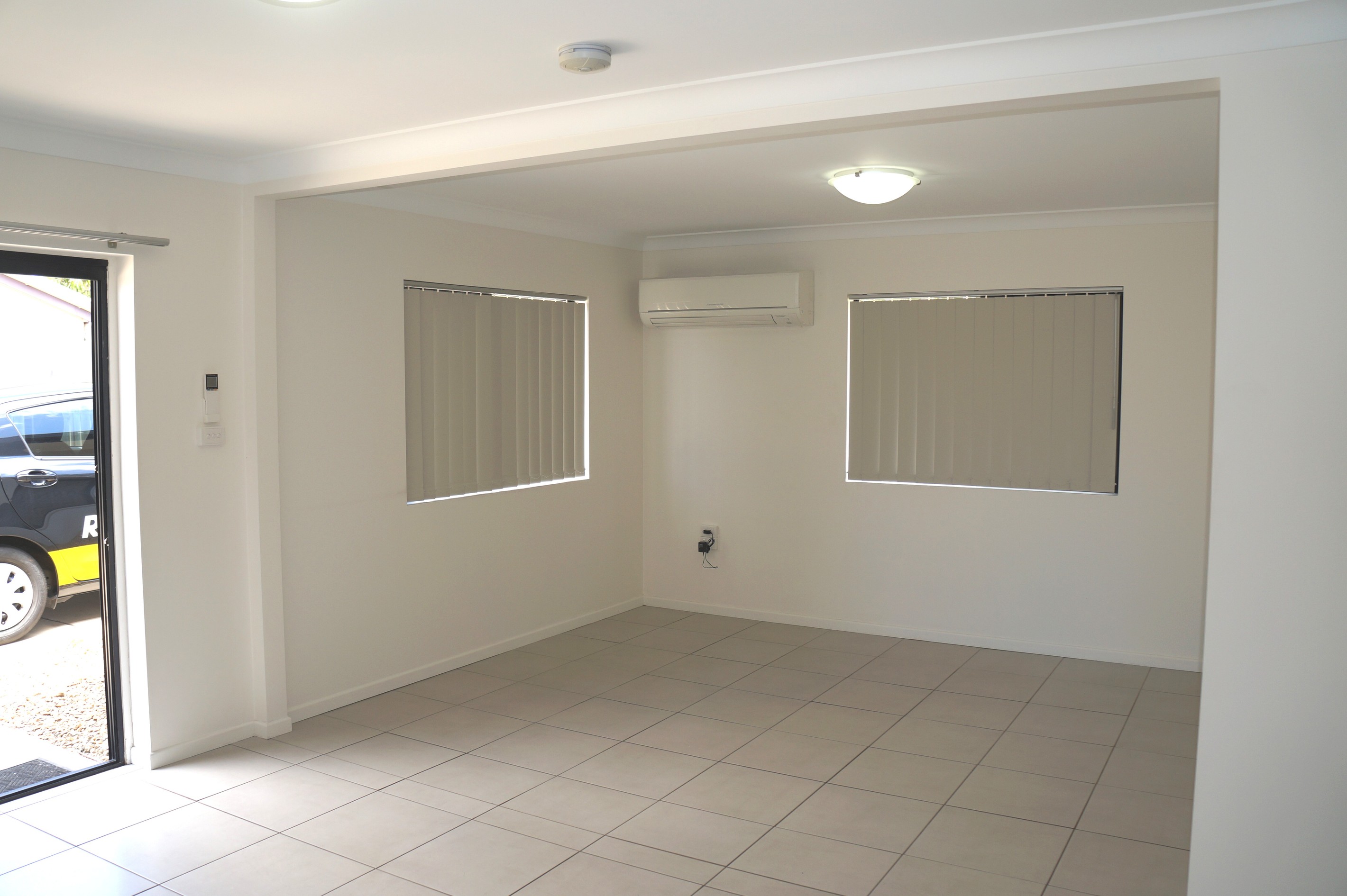 2/27 Mylne Street, West Gladstone, QLD 4680