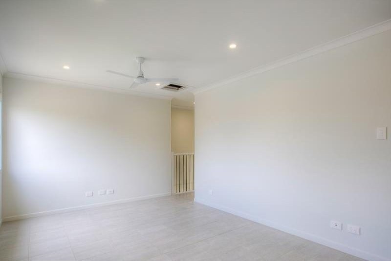 54B Lamington Drive, Redbank Plains, QLD 4301