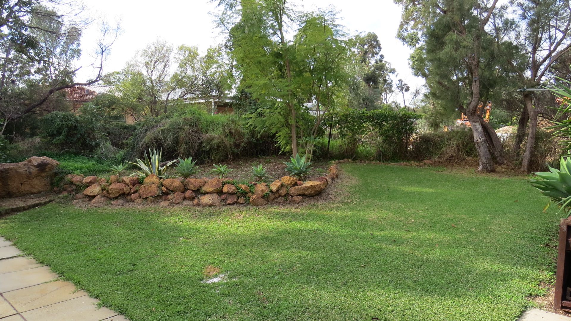 325 Lesmurdie Road, Lesmurdie, WA 6076