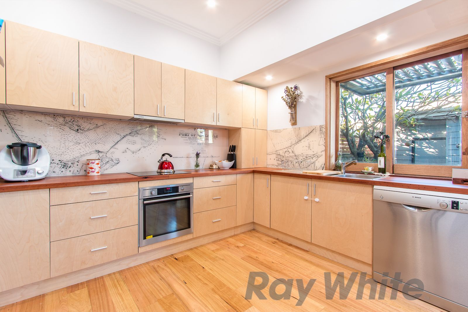 42 Young Street, Carrington, NSW 2294