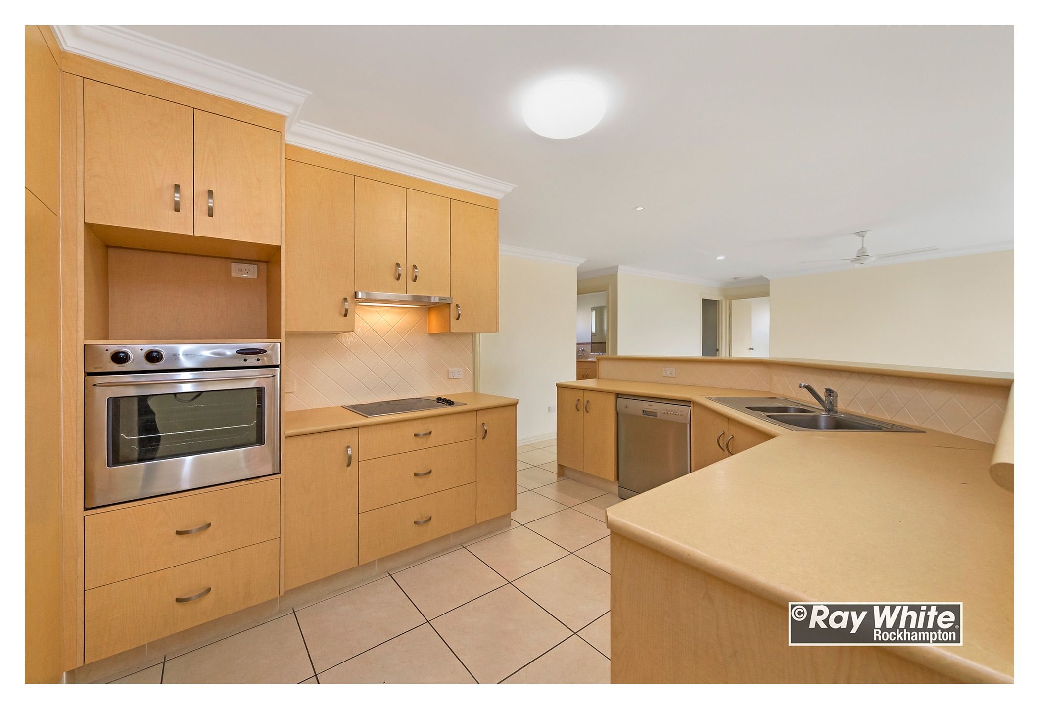 28 Brookside Avenue, Norman Gardens, QLD 4701