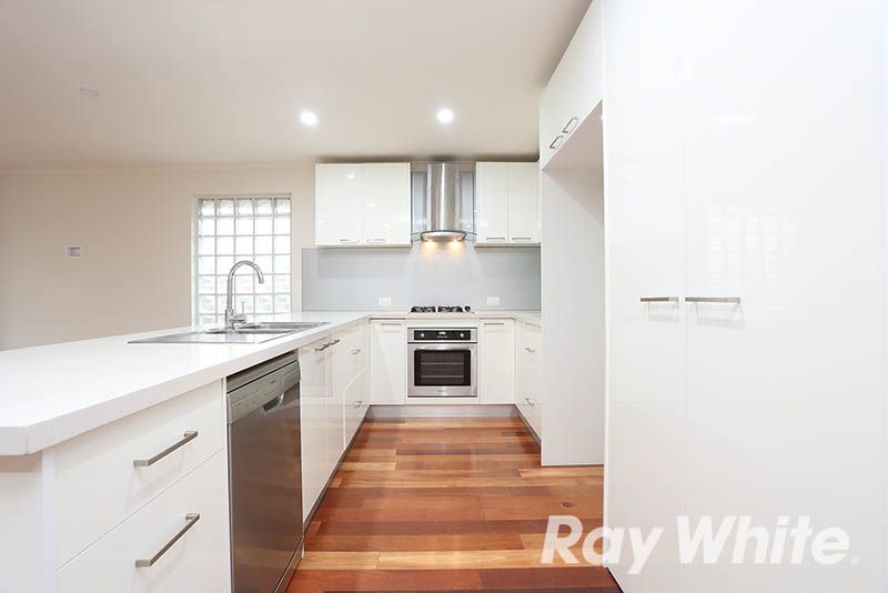 43 Whitehaven Crescent, Noble Park North, VIC 3174