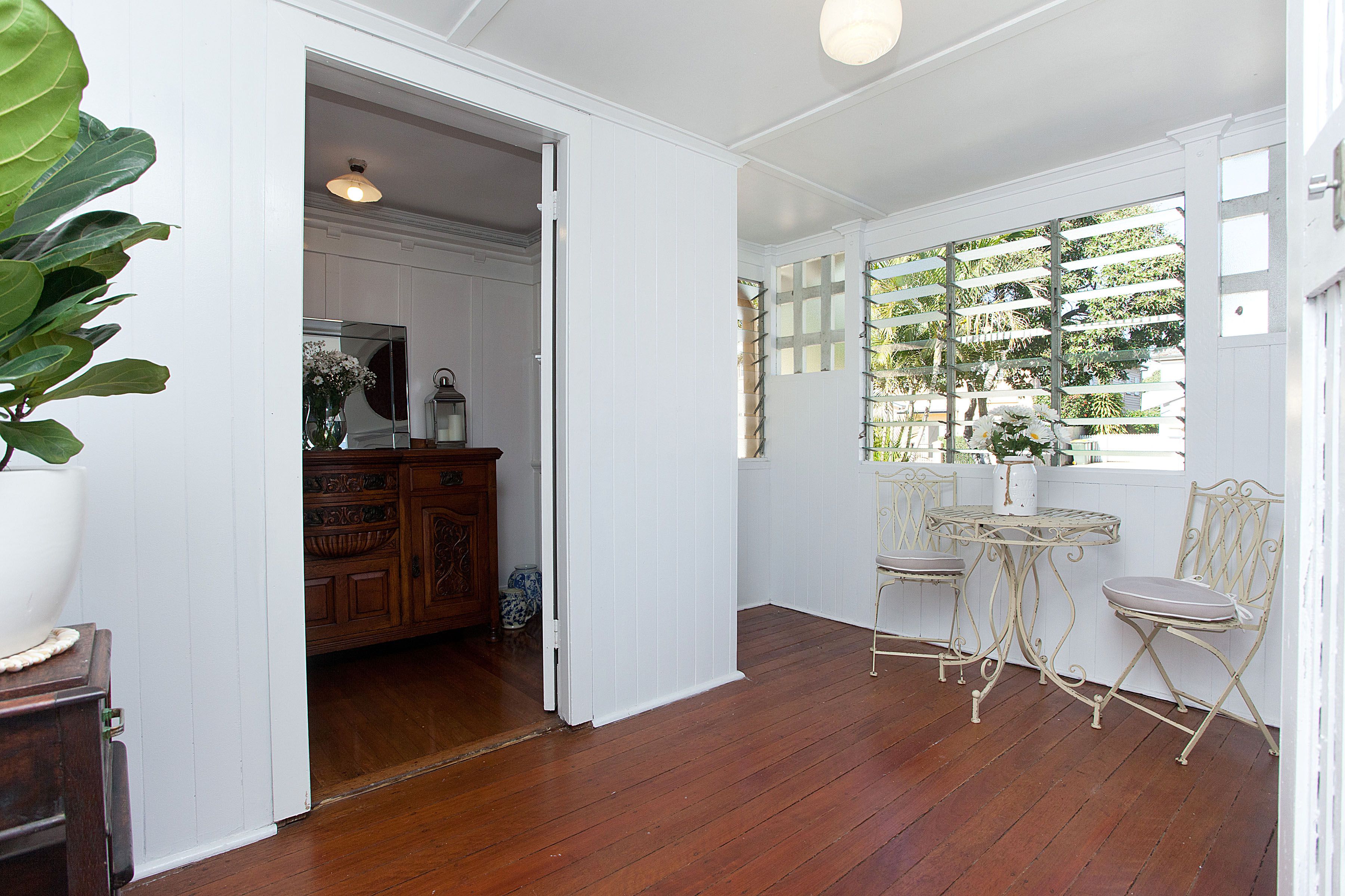 14 Burlington Street, Holland Park, QLD 4121