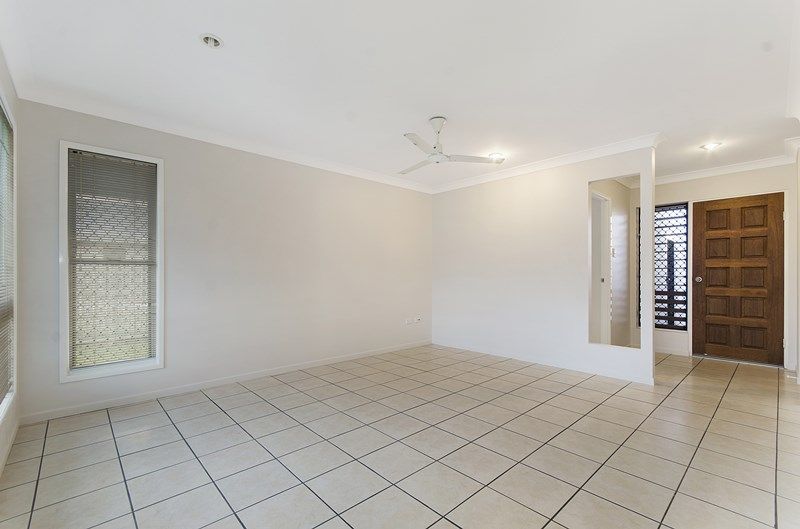 30 Marchwood Avenue, Kirwan, QLD 4817
