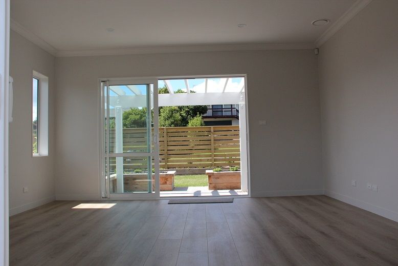 20 Newport Place, Forrest Hill, North Shore City