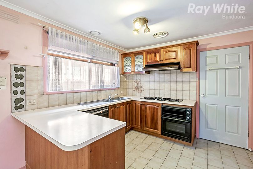 27 Kurrajong Crescent, Watsonia North, VIC 3087