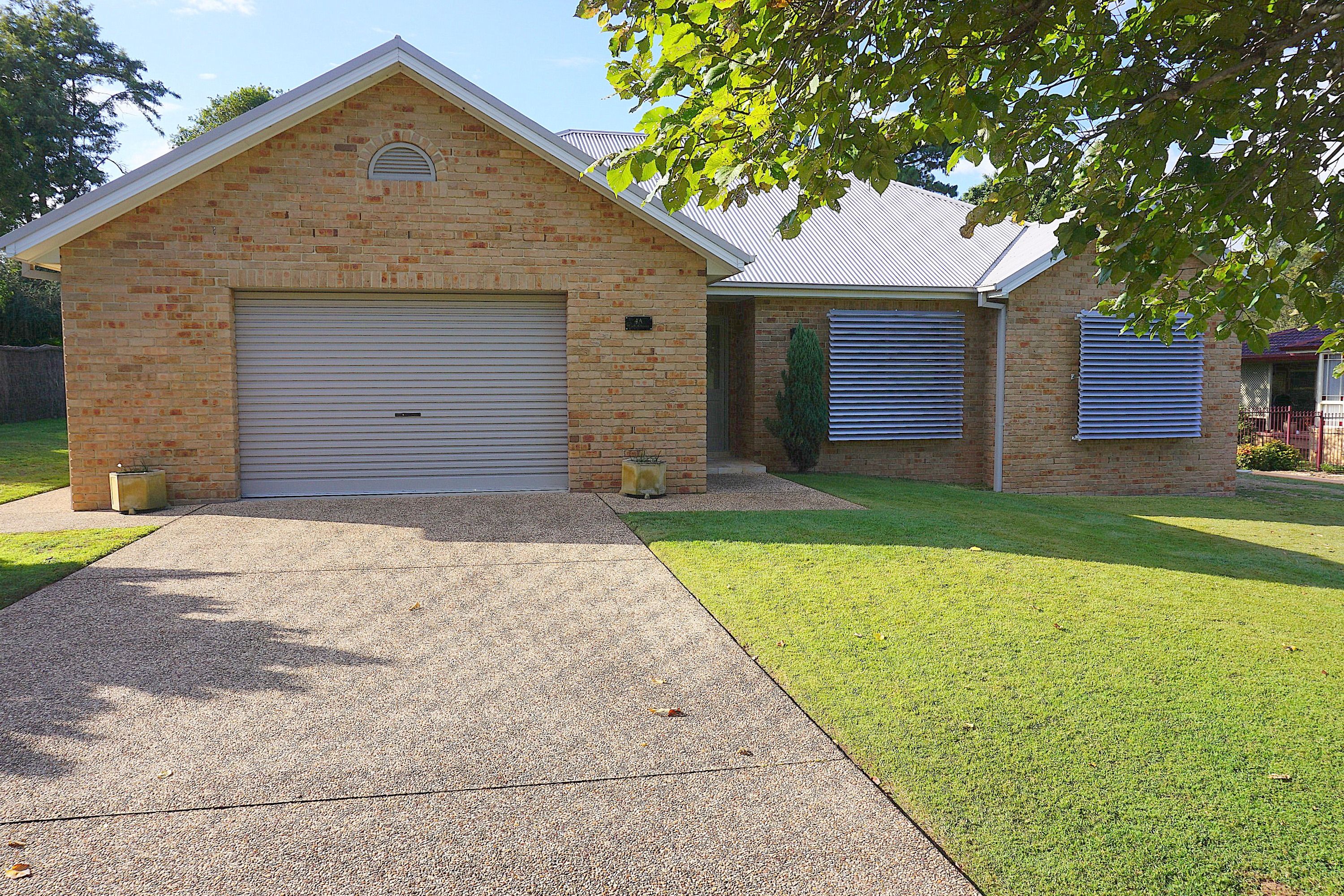 4 Carroll Street