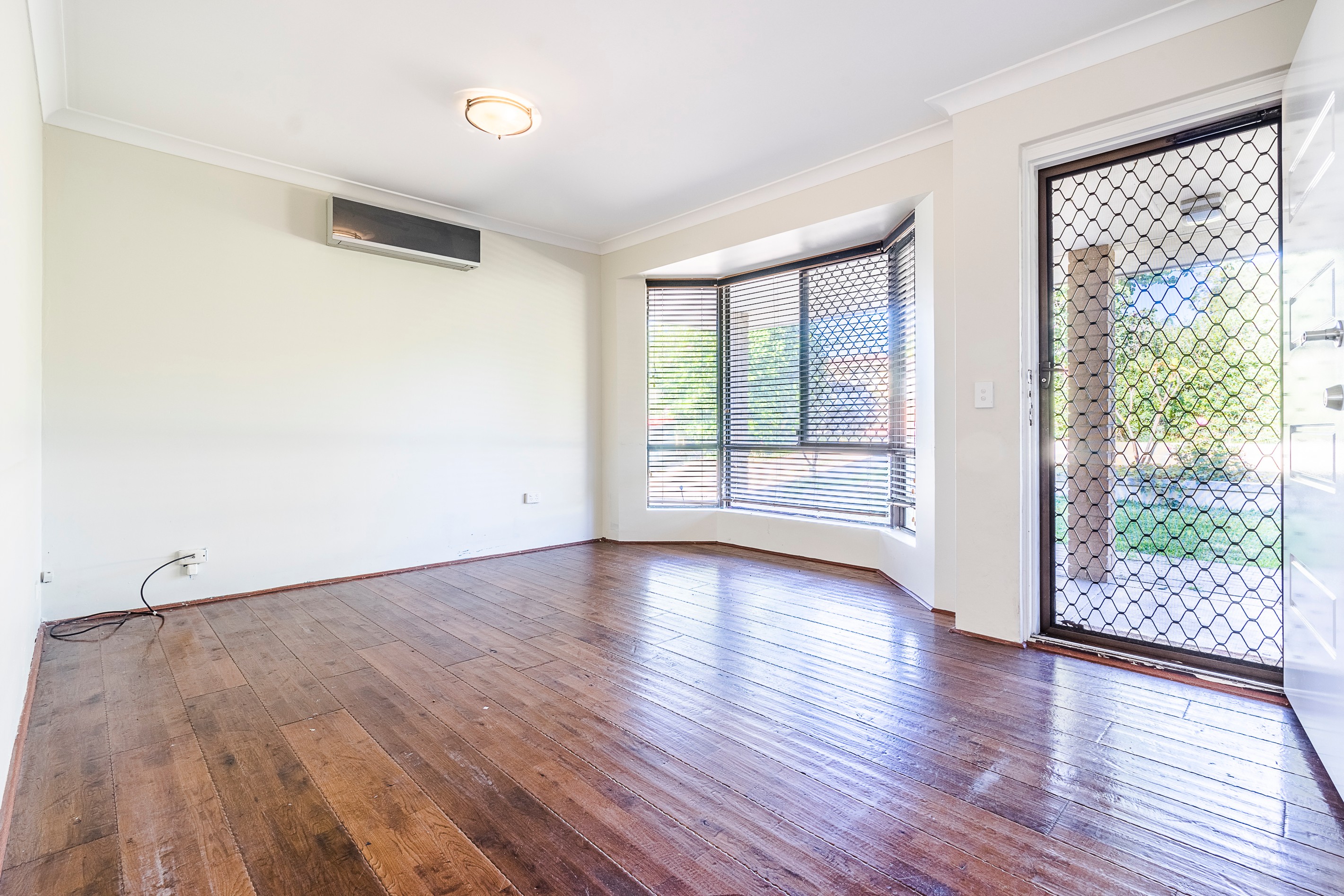 35 Wintersweet Ramble, Mirrabooka, WA 6061