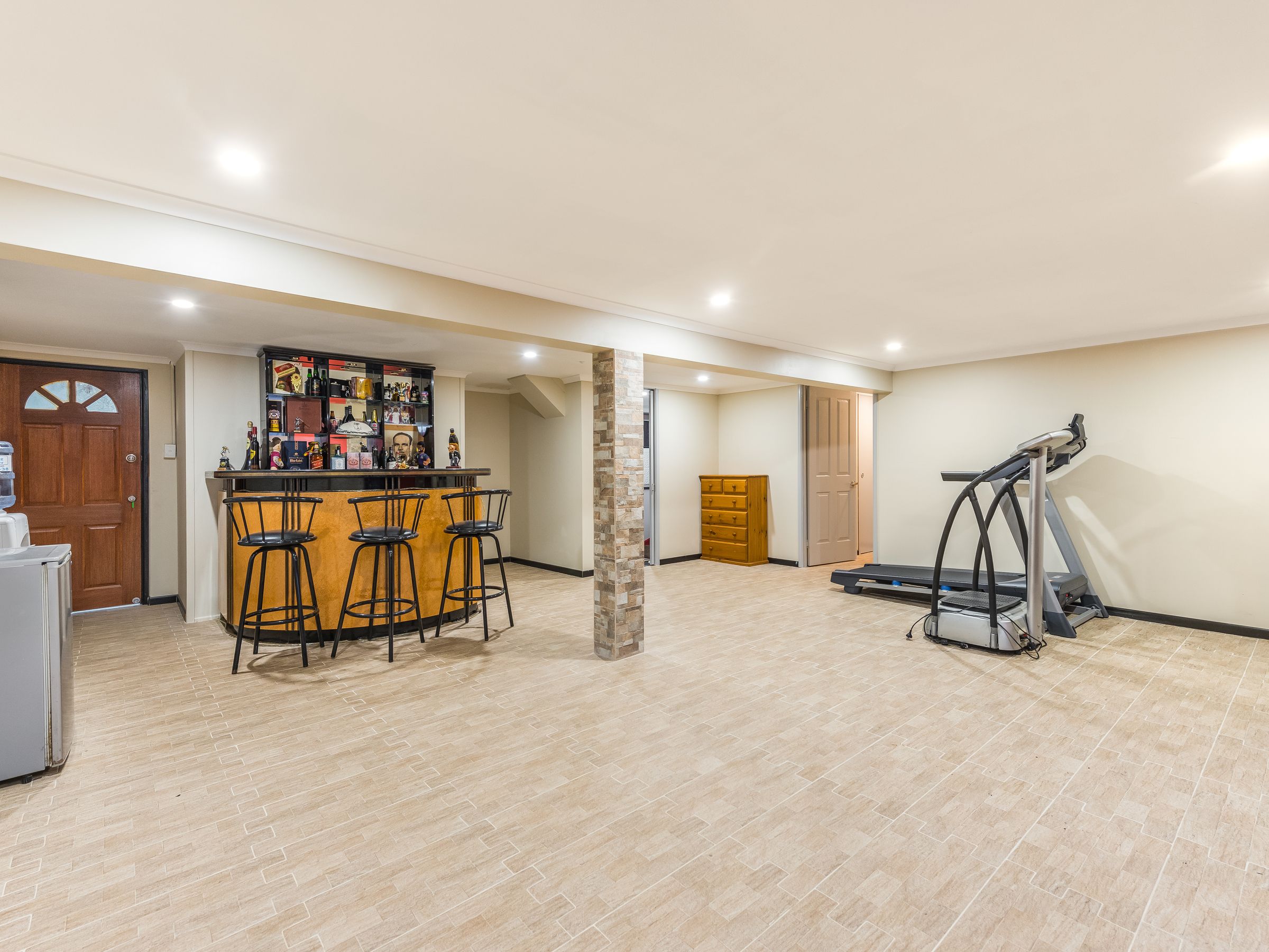 338 Mount Gravatt Capalaba Road, Wishart, QLD 4122