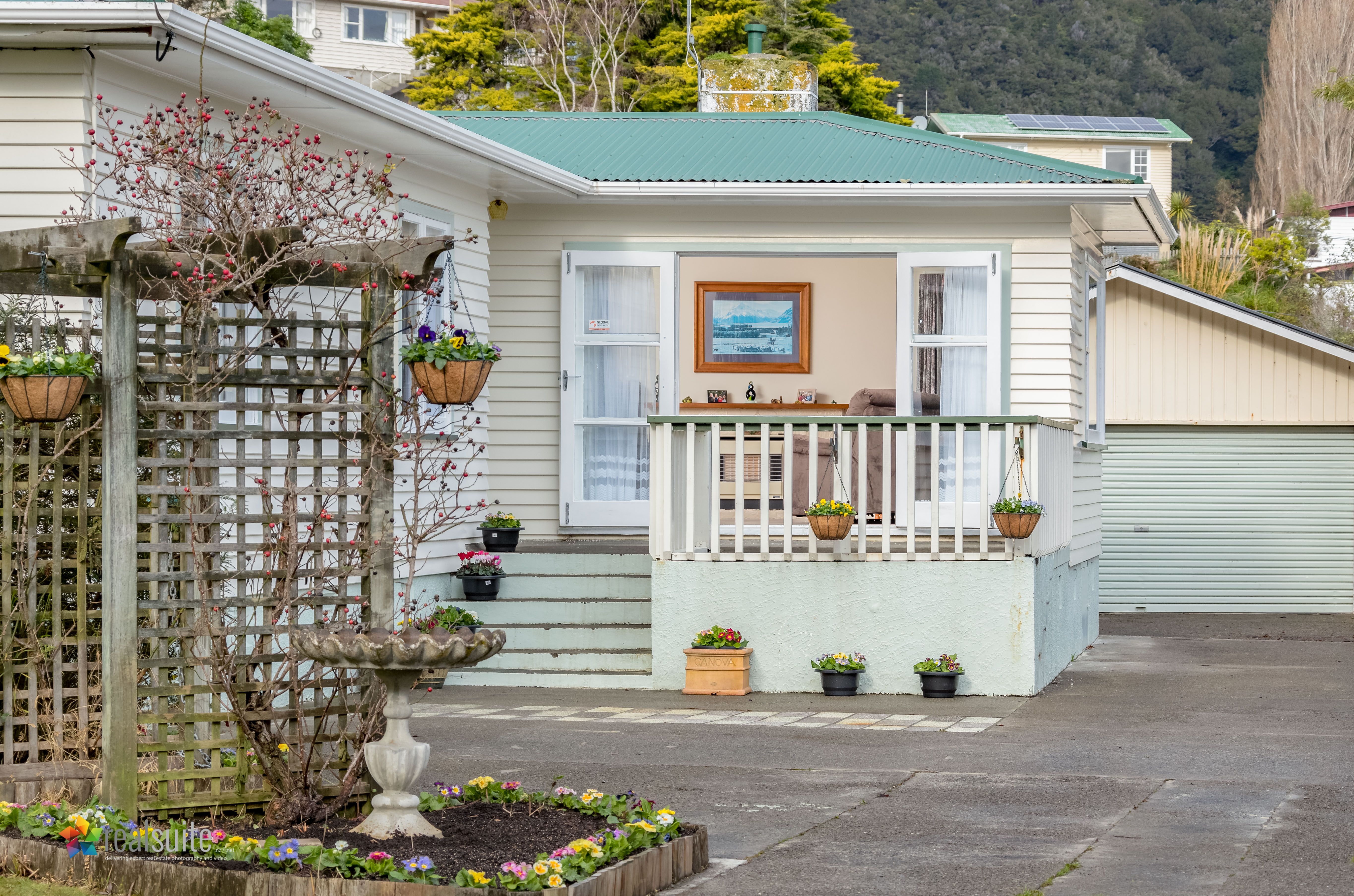 14 Lowry Crescent, Stokes Valley, Lower Hutt City