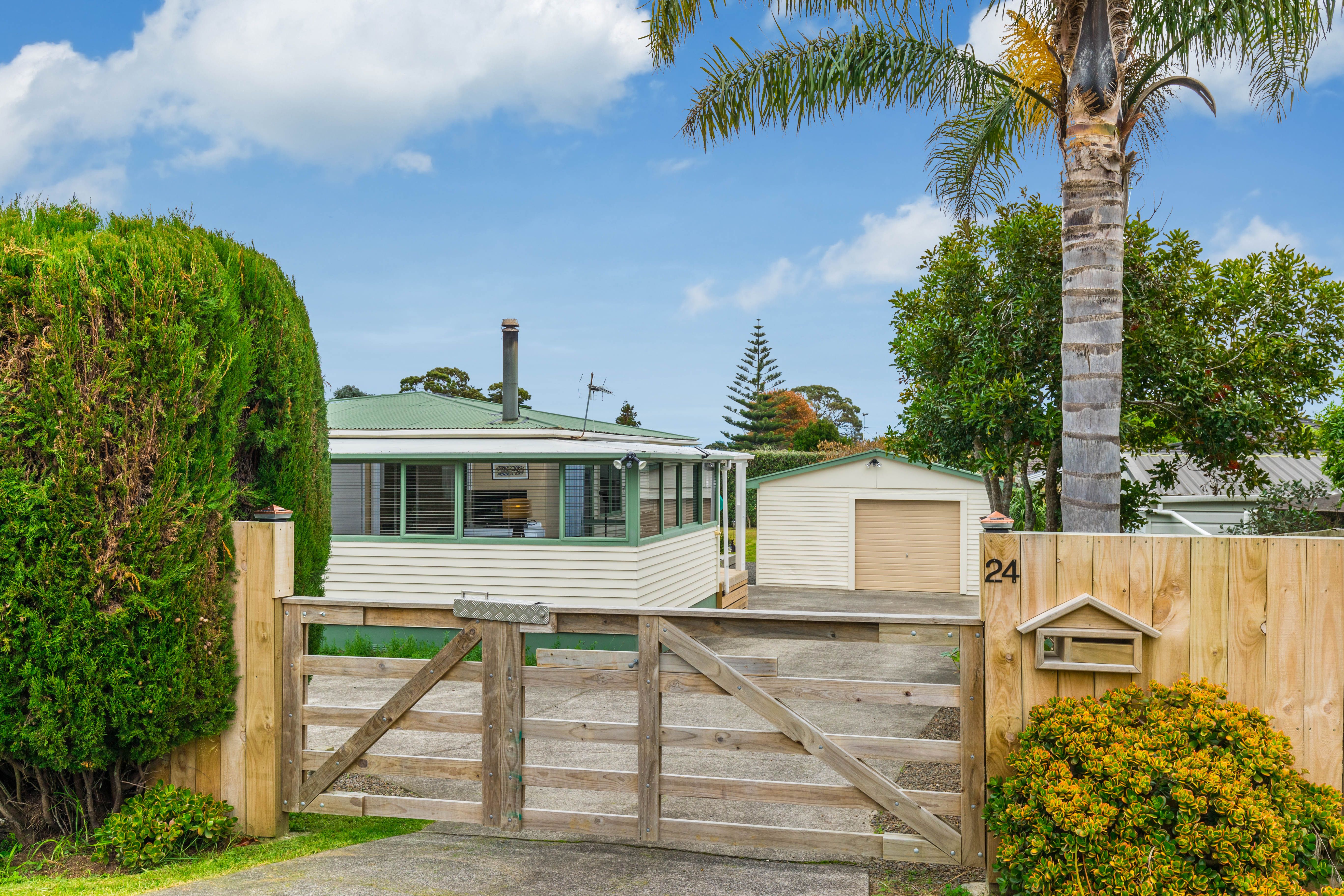24 Wakelin Road, Beachlands, Manukau City
