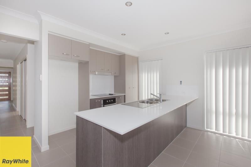 31 Learning Street, Coomera, QLD 4209