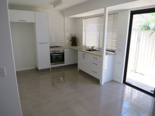 2/64 Botanical Drive, Labrador, QLD 4215