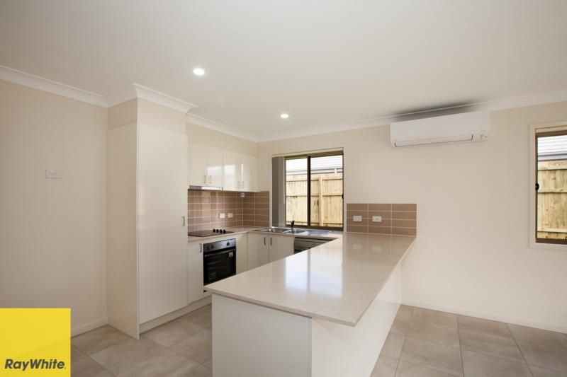 33 Phoebe Way, Beaudesert, QLD 4285