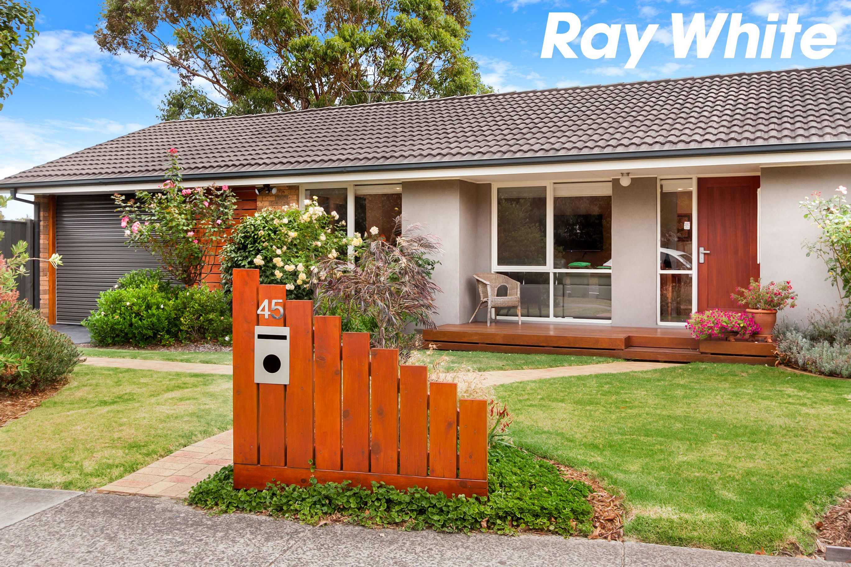 45 Eagle Drive, Pakenham, VIC 3810