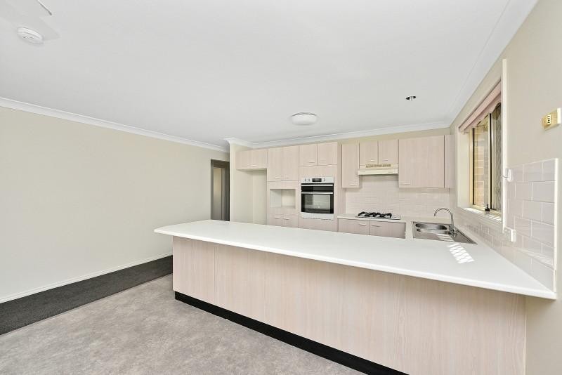 6 Robert Westmacott Avenue, Woonona, NSW 2517