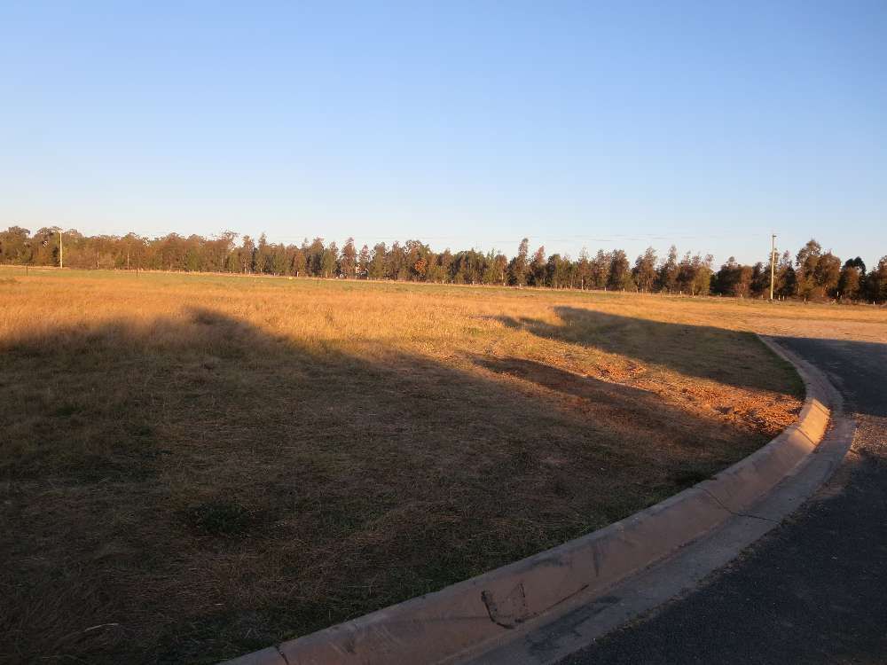 10 Kotzur Circle, Walla Walla, NSW 2659