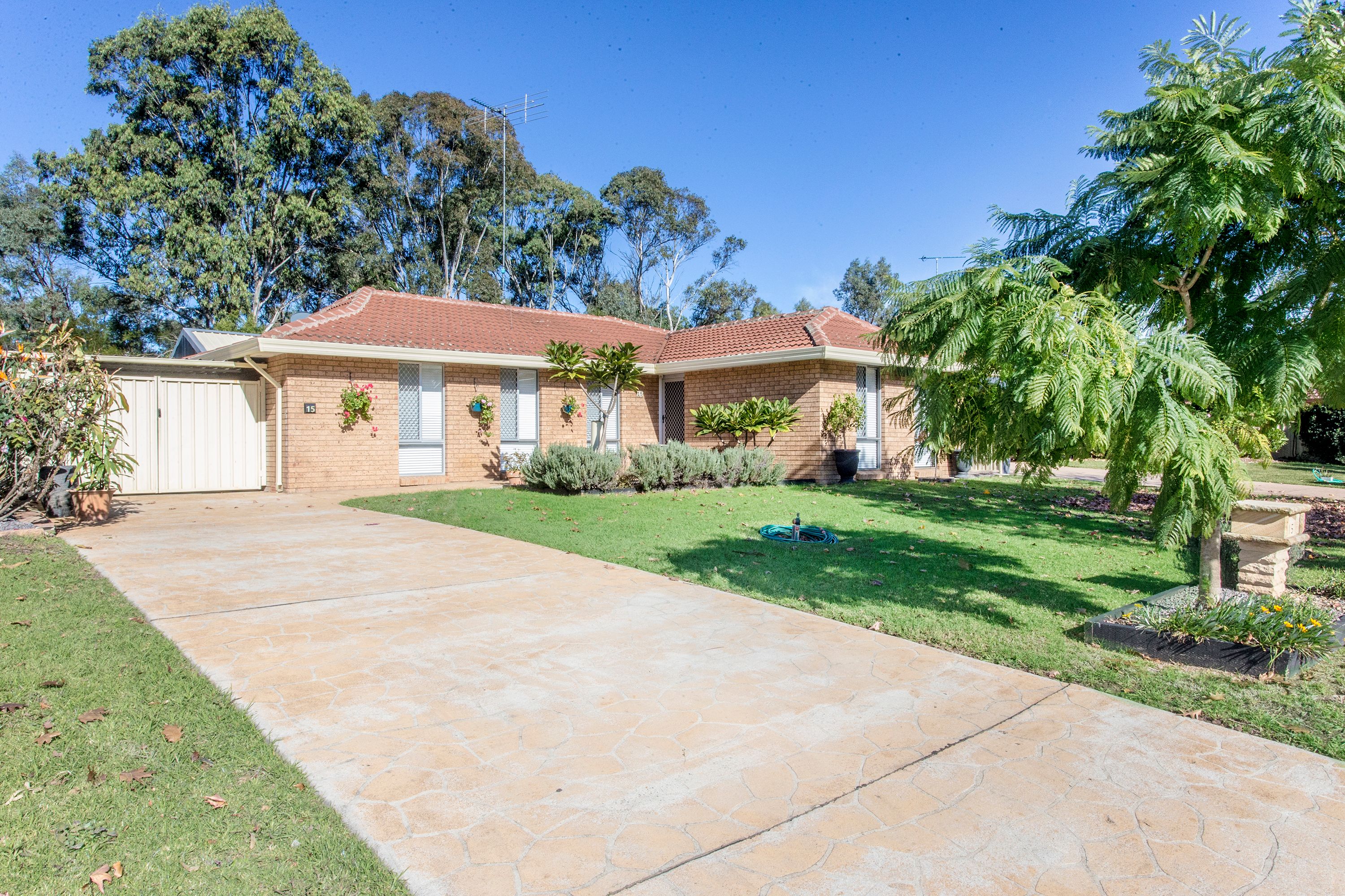15 Pebworth Place, South Penrith, NSW 2750