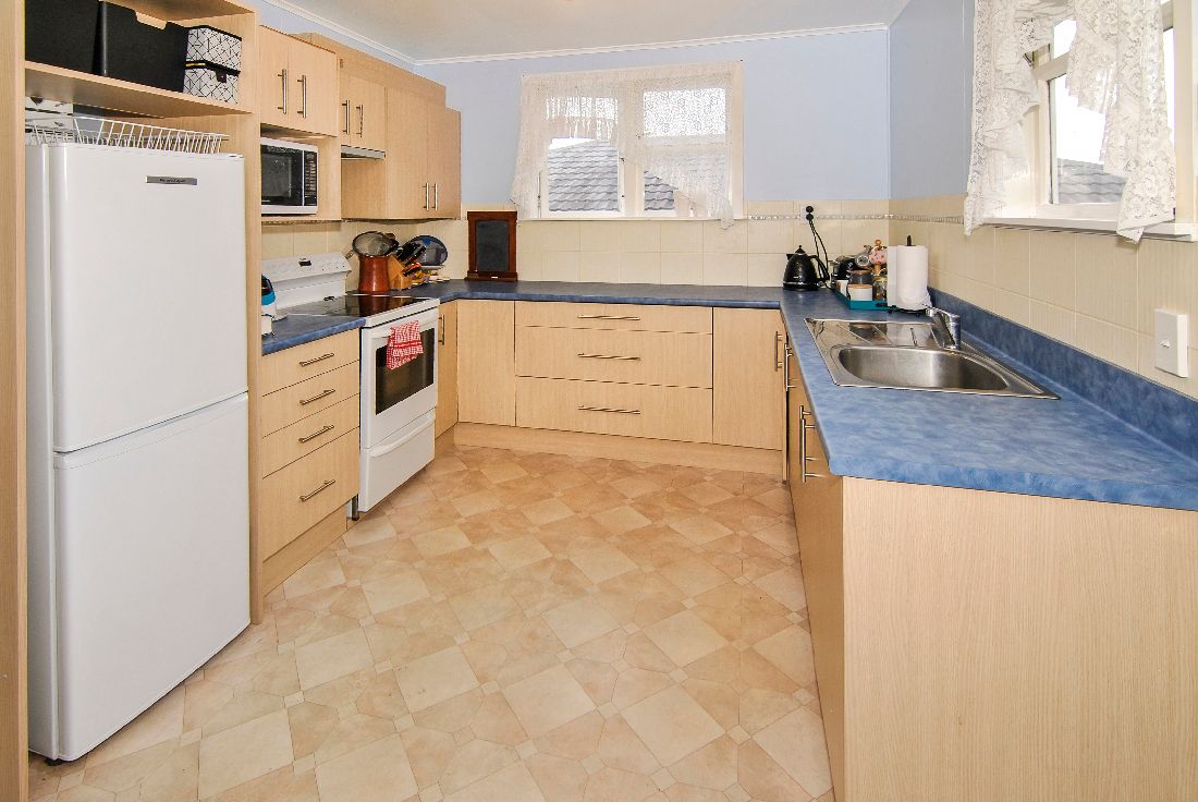 93 Taylor Terrace, Tawa, Wellington City