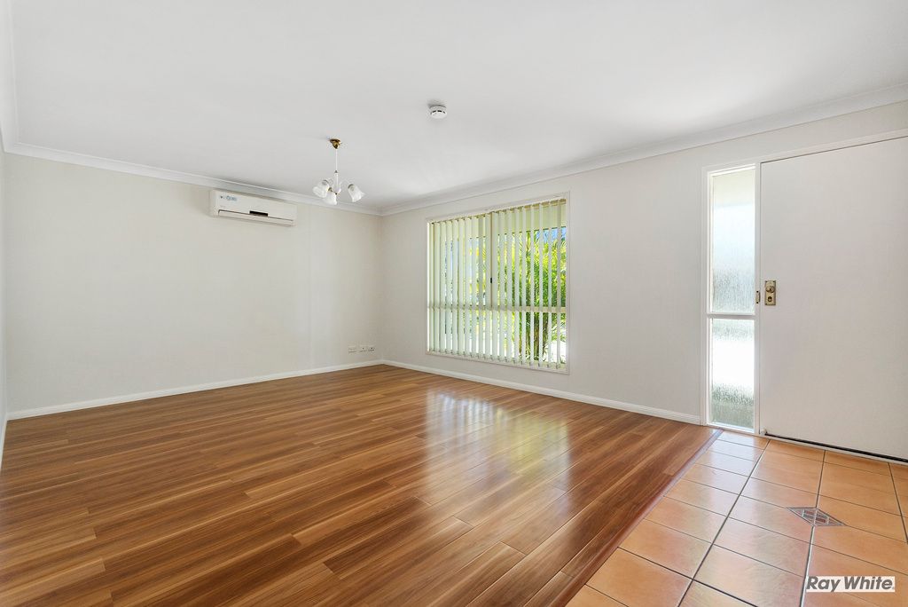 70 Oxford Parade, Forest Lake, QLD 4078